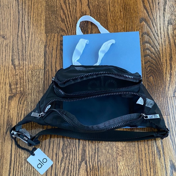 NWT ALO Sheer Fanny Pack - Black - Picture 7 of 12